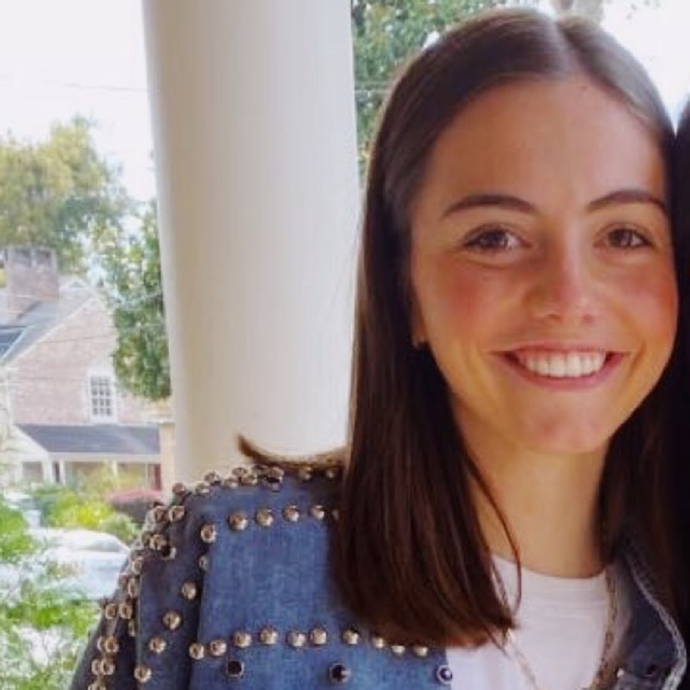 Meet your Posher, Clara